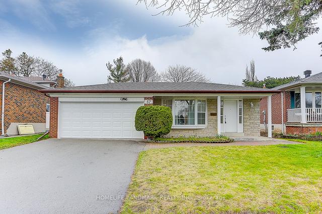57 Dibgate Blvd, House detached with 3 bedrooms, 3 bathrooms and 5 parking in Toronto ON | Image 1