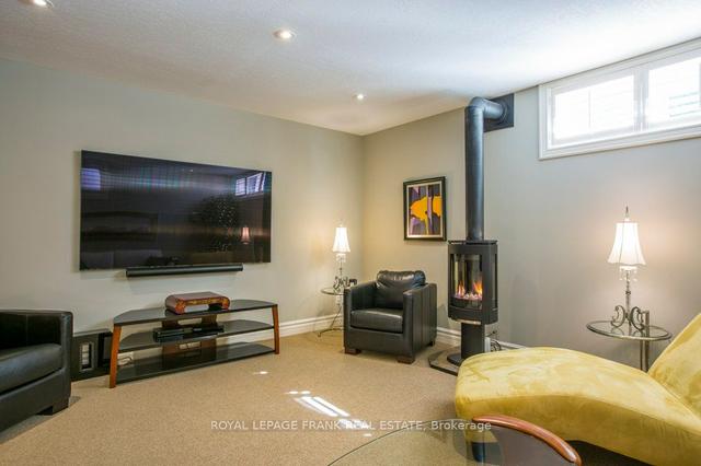 35 Brinton Dr, Condo with 2 bedrooms, 3 bathrooms and 3 parking in Peterborough ON | Image 17