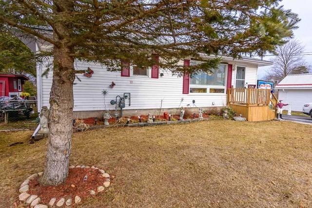 35 South Park St, House detached with 2 bedrooms, 3 bathrooms and 4 parking in Quinte West ON | Image 27