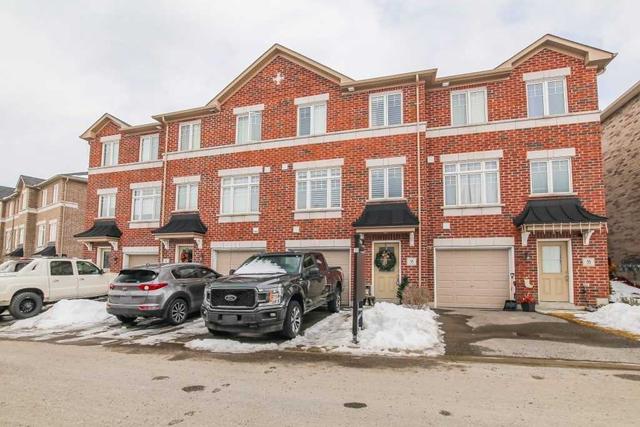 33 Markham Tr, House attached with 3 bedrooms, 3 bathrooms and 2 parking in Clarington ON | Image 12