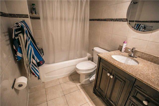 4050 Dunmow Cres, House semidetached with 3 bedrooms, 2 bathrooms and 3 parking in Mississauga ON | Image 17