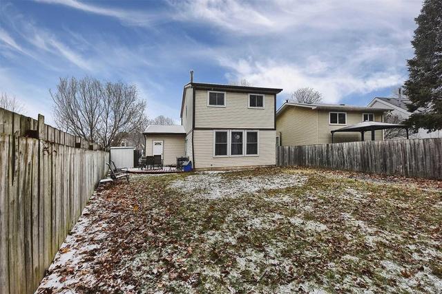 877 Finley Ave, House detached with 3 bedrooms, 2 bathrooms and 4 parking in Ajax ON | Image 3