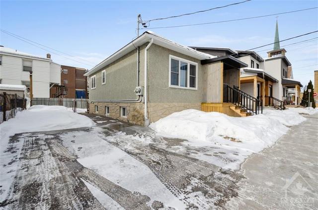 192 Durocher Street, House detached with 3 bedrooms, 2 bathrooms and 3 parking in Ottawa ON | Image 21