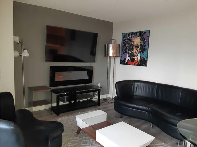 820 - 4k Spadina Ave, Condo with 2 bedrooms, 2 bathrooms and 1 parking in Toronto ON | Image 1