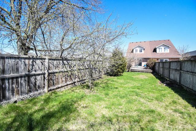 1072a Vansickle Rd N, House semidetached with 3 bedrooms, 3 bathrooms and 5 parking in St. Catharines ON | Image 21