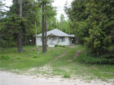 1050 Lawson Rd, House detached with 3 bedrooms, 1 bathrooms and 6 parking in Severn ON | Image 1