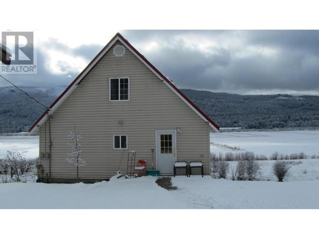 4331 Canim Hendrix Lake Road, House detached with 3 bedrooms, 2 bathrooms and null parking in Cariboo H BC | Image 2