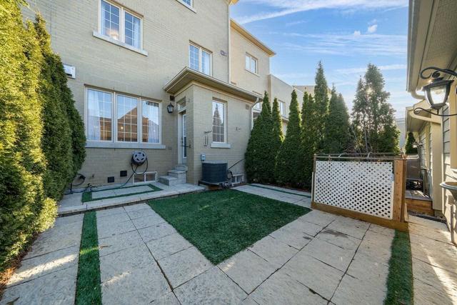 42 Betty Roman Blvd, House attached with 3 bedrooms, 4 bathrooms and 3 parking in Markham ON | Image 22
