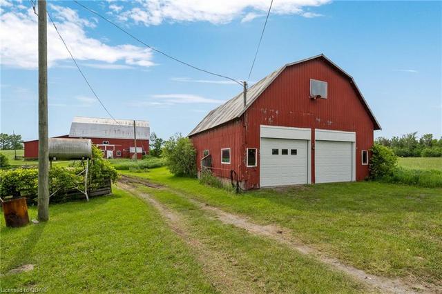 872 Clarke Rd Road, House detached with 4 bedrooms, 1 bathrooms and 10 parking in Prince Edward County ON | Image 40