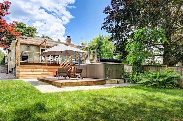 38 Gradwell Dr, House detached with 2 bedrooms, 2 bathrooms and 4 parking in Toronto ON | Image 24