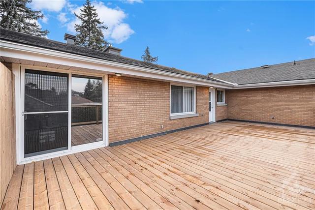 273 Roger Road, House detached with 4 bedrooms, 3 bathrooms and 6 parking in Ottawa ON | Image 20