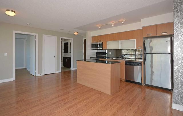 2007 - 80 Western Battery Rd, Condo with 2 bedrooms, 2 bathrooms and 2 parking in Toronto ON | Image 5