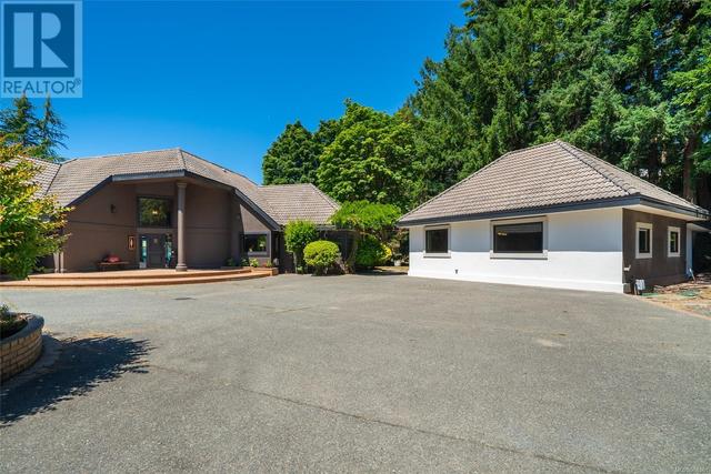 1667 Stroulger Rd, House detached with 3 bedrooms, 3 bathrooms and 3 parking in Nanaimo E BC | Image 50