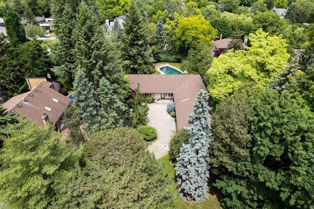 82 Edenbridge Dr, House detached with 6 bedrooms, 4 bathrooms and 12 parking in Toronto ON | Image 34