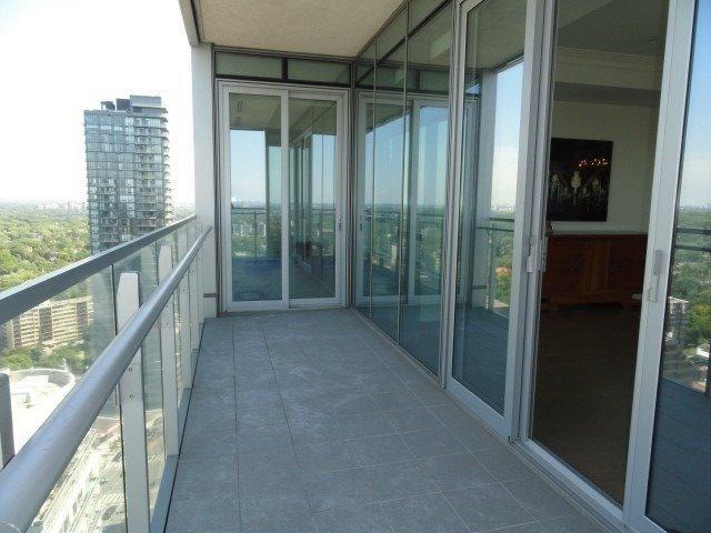 2601 - 55 Scollard St, Condo with 2 bedrooms, 3 bathrooms and 1 parking in Toronto ON | Image 19