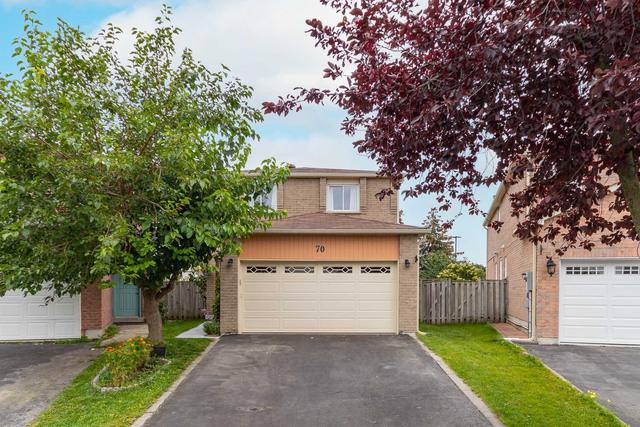 70 Lavron Crt, House attached with 3 bedrooms, 3 bathrooms and 4 parking in Markham ON | Image 12