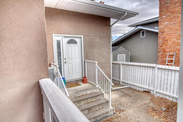 423 Lake Bonavista Drive Se, House detached with 3 bedrooms, 3 bathrooms and 6 parking in Calgary AB | Image 9