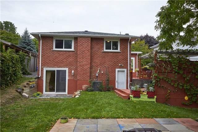 134 Springdale Cres, House detached with 3 bedrooms, 3 bathrooms and 3 parking in Oshawa ON | Image 19