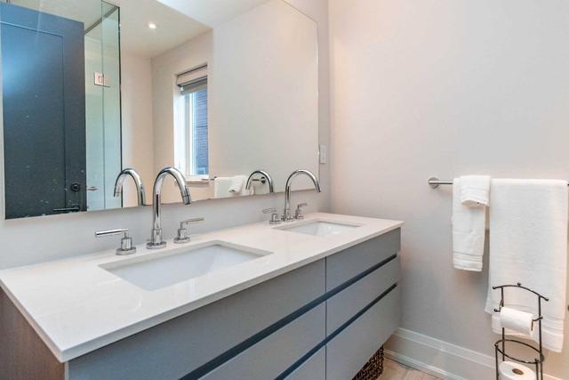 2a - 1733 Bathurst St, Townhouse with 3 bedrooms, 2 bathrooms and 1 parking in Toronto ON | Image 6