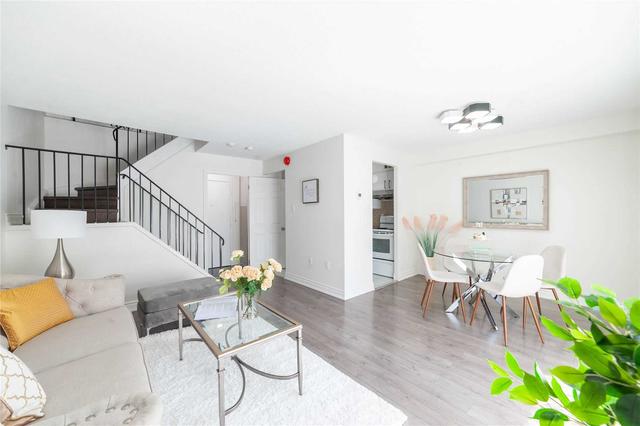 153 - 165 Cherokee Blvd, Townhouse with 4 bedrooms, 2 bathrooms and 1 parking in Toronto ON | Image 8