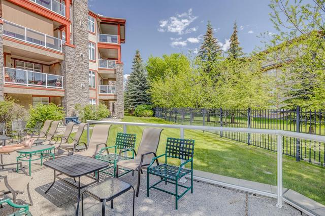 2106 Lake Fraser Green Se, Condo with 2 bedrooms, 2 bathrooms and 1 parking in Calgary AB | Image 38