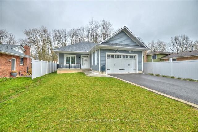 320 Kraft Rd, House detached with 3 bedrooms, 2 bathrooms and 6 parking in Fort Erie ON | Image 31