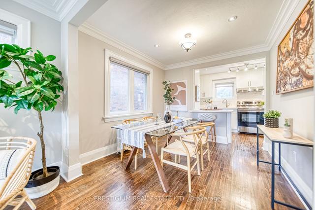 212 Broadway Ave, House detached with 3 bedrooms, 2 bathrooms and 1 parking in Toronto ON | Image 2