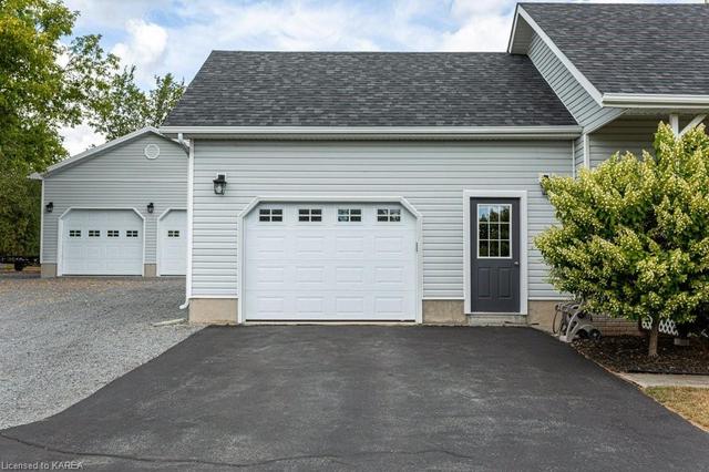 4618 Deer Run Way, House detached with 4 bedrooms, 3 bathrooms and 13 parking in South Frontenac ON | Image 39