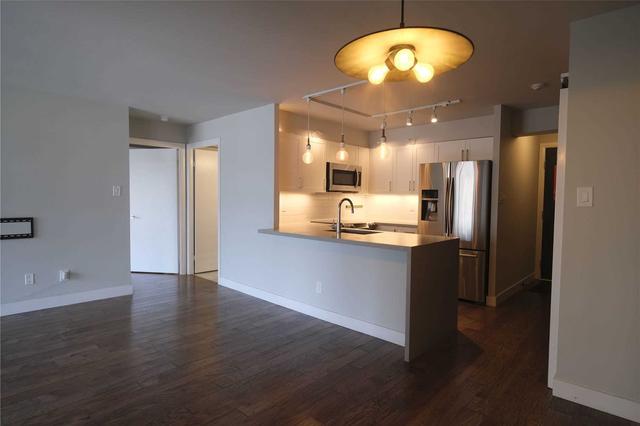 521 - 600 Queens Quay W, Condo with 2 bedrooms, 2 bathrooms and 1 parking in Toronto ON | Image 34