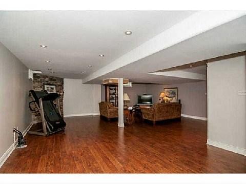 80 Empire Dr, House detached with 3 bedrooms, 3 bathrooms and 6 parking in Barrie ON | Image 11