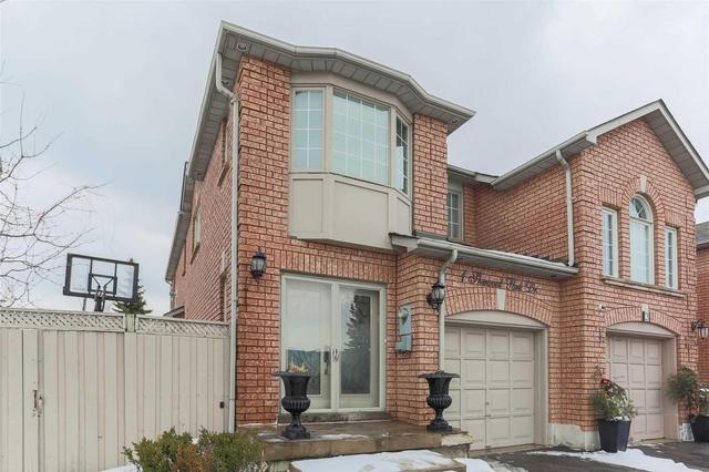 1 Sherwood Park Dr, House attached with 3 bedrooms, 4 bathrooms and 3 parking in Vaughan ON | Image 3