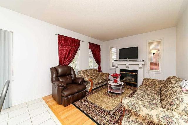 21 Whitwell Dr, House detached with 4 bedrooms, 3 bathrooms and 4 parking in Brampton ON | Image 10