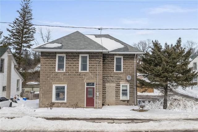 37 Ottawa Street E, House detached with 4 bedrooms, 1 bathrooms and null parking in Havelock Belmont Methuen ON | Image 1