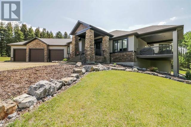 5, - 38349 Range Road 270, House detached with 4 bedrooms, 3 bathrooms and 5 parking in Red Deer County AB | Image 2