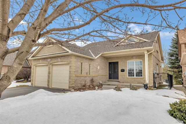 2416 Denure Dr, House detached with 3 bedrooms, 4 bathrooms and 4 parking in Peterborough ON | Image 1