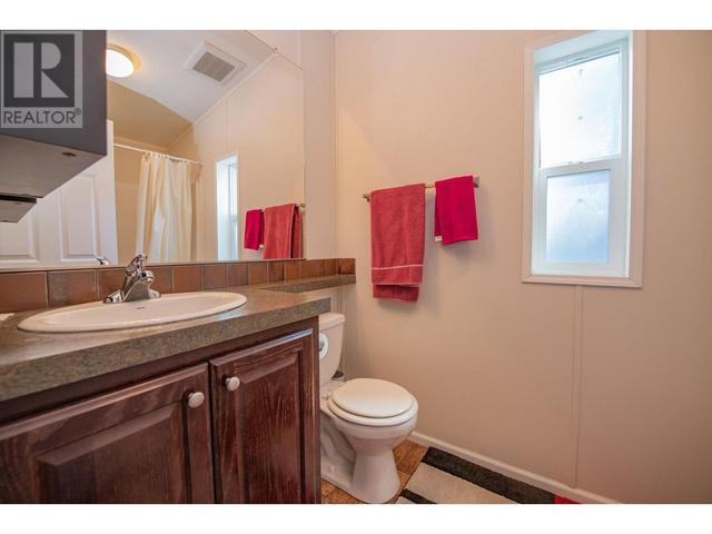 1502 46 Avenue, House other with 2 bedrooms, 2 bathrooms and 4 parking in Vernon BC | Image 23