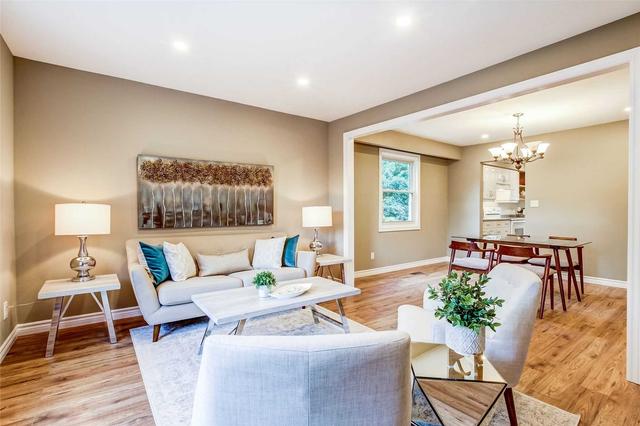 207 Cullum Crt, House semidetached with 4 bedrooms, 4 bathrooms and 3 parking in Burlington ON | Image 16