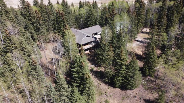 105 Meadow Drive, House detached with 4 bedrooms, 2 bathrooms and 6 parking in Clearwater County AB | Image 10