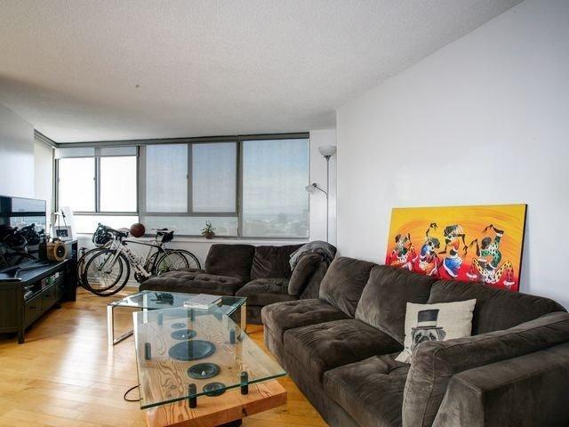 2802 - 270 Queens Quay W, Condo with 1 bedrooms, 1 bathrooms and 1 parking in Toronto ON | Image 6