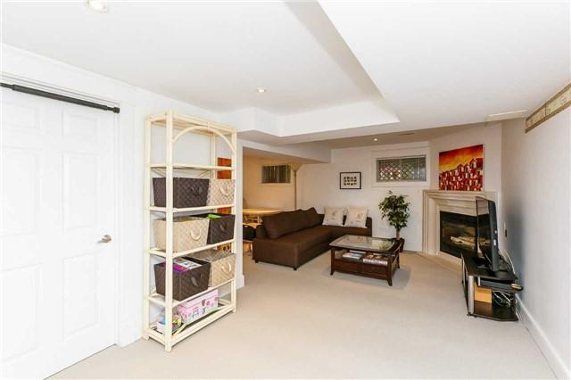 1013 Ibar Way, House semidetached with 3 bedrooms, 2 bathrooms and 2 parking in Mississauga ON | Image 14