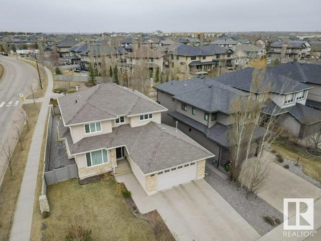 2604 Watcher Wy Sw, House detached with 3 bedrooms, 2 bathrooms and null parking in Edmonton AB | Image 2