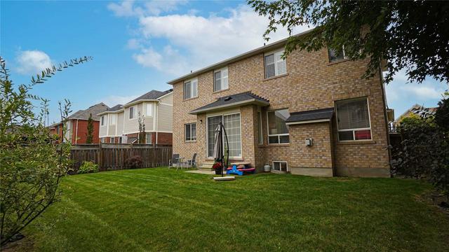 1238 Winter Cres, House detached with 4 bedrooms, 4 bathrooms and 4 parking in Milton ON | Image 29