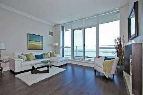 lph3 - 208 Queens Quay W., Condo with 2 bedrooms, 3 bathrooms and 1 parking in Toronto ON | Image 5