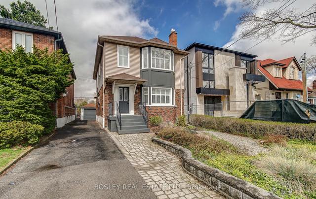 98 Glenvale Blvd, House detached with 4 bedrooms, 3 bathrooms and 3 parking in Toronto ON | Image 12