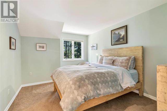 4533 Pheasantwood Terr, House detached with 3 bedrooms, 3 bathrooms and 6 parking in Saanich BC | Image 48