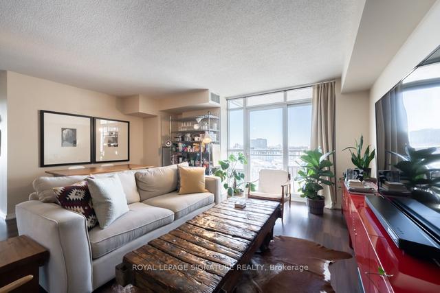 1007 - 38 Joe Shuster Way, Condo with 2 bedrooms, 2 bathrooms and 1 parking in Toronto ON | Image 5