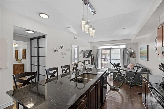 203 - 760 Chapman Mills Drive, Condo with 1 bedrooms, 1 bathrooms and 1 parking in Ottawa ON | Image 4