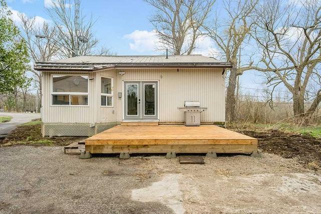 8109 Highway 93, House detached with 2 bedrooms, 1 bathrooms and 10 parking in Tiny ON | Image 10