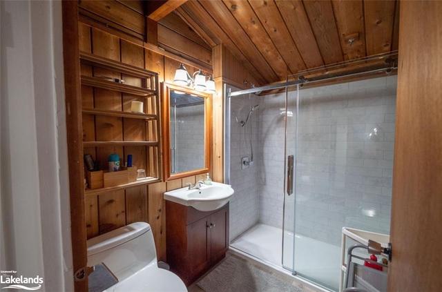 10352 Georgian Bay Shore, House detached with 3 bedrooms, 2 bathrooms and null parking in Georgian Bay ON | Image 11