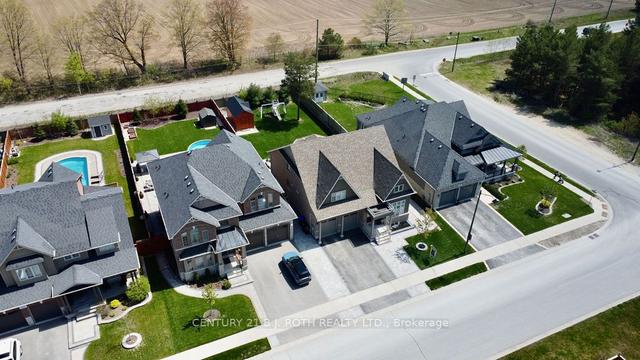 227 Trail Blvd, House detached with 4 bedrooms, 5 bathrooms and 7 parking in Springwater ON | Image 23